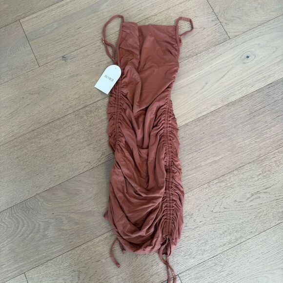 NWT Rumer Revolve Paige Mini Dress In Amber Sz Small $140 m1 - Picture 5 of 9